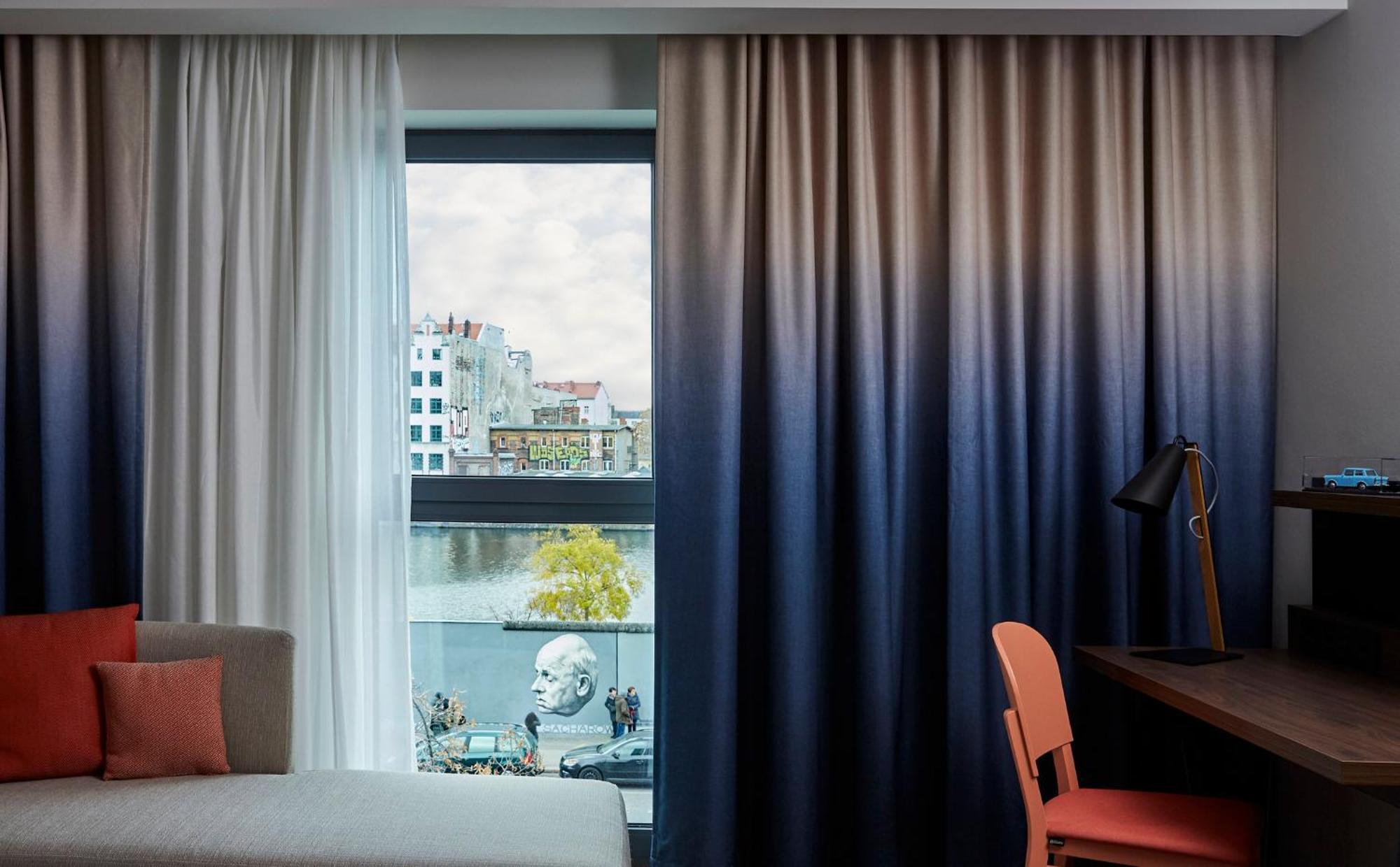 Hotel Indigo Berlin - East Side Gallery Luaran gambar